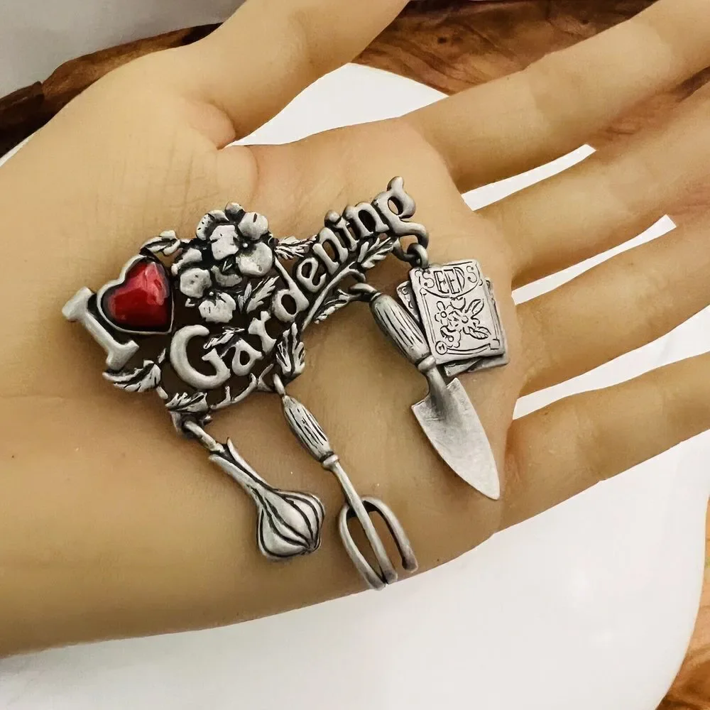Vintage Danecraft I Love Gardening Pewter Pin Brooch Red Enameled Heart 1198